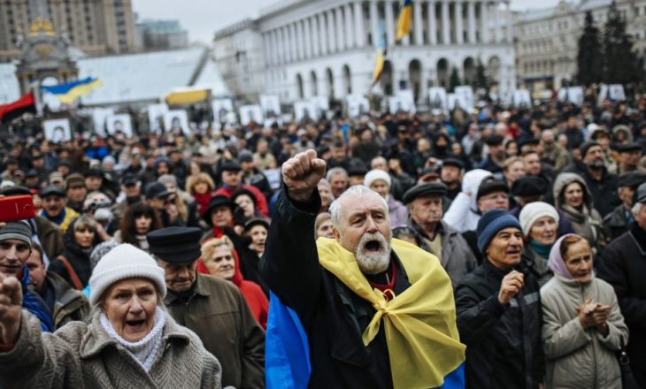 Ukraina feston 3-vjetorin e rrëzimit të ish-presidentit