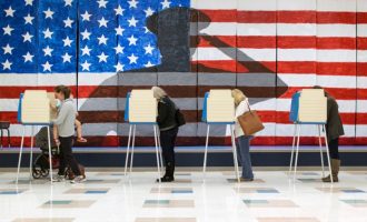 Amerika nën ethe – garë e ngushtë Clinton vs Trump