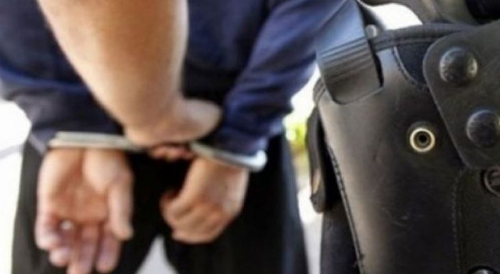 Arrestohen tre persona për armëmbajtje pa leje në Vushtrri
