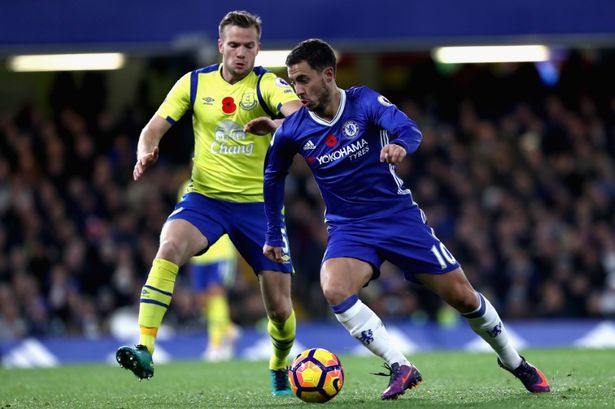 Vrau 13 persona pasi nuk e lejuan ta shikojë në TV ndeshjen e Chelseat