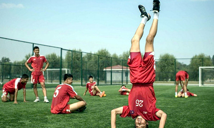 Koreja e Veriut me lojtarë si Messi