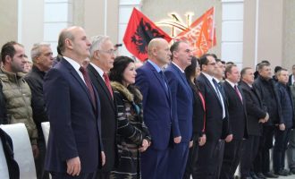 Fushata parazgjedhore në Drenas nisë me patriotizëm dhe premtime