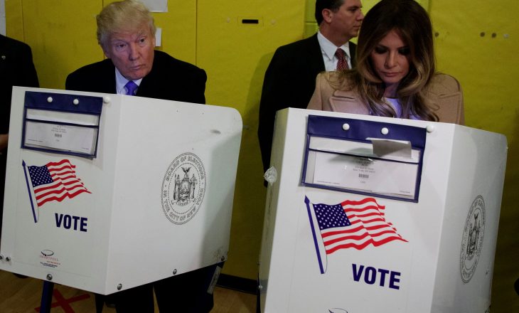 Trump fishkëllehet derisa shkon të votojë [video]