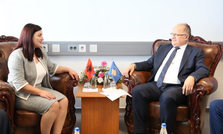 Kelmendi: Kosova dhe Shqipëria duhet ta kenë një treg unik