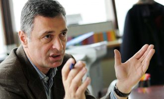 Vrasja e të riut në Deçan – Lumezi kërkon të merren masa ndaj prokurorit Agron Uka