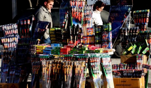 100 euro gjobë për hedhje të mjeteve piroteknike në Prishtinë