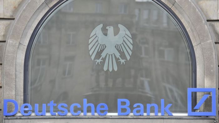 Deutsche Bank gjobitet për pastrim parash