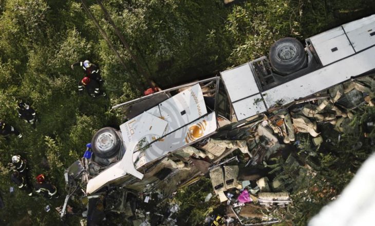 Në Itali vdesin 16 njerëz nga aksidenti i autobusit me nxënës nga Hungaria