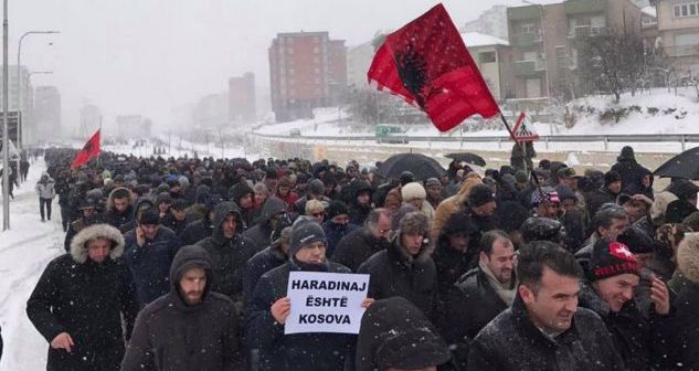 Protesta për Haradinajn, zhvendoset në sheshin Skenderbeu