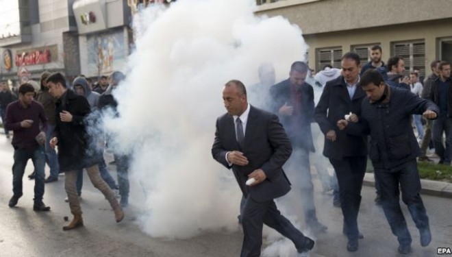 Haradinaj ‘pranon’ marrëveshjen kundër së cilës nxori 100 mijë protestues në shesh