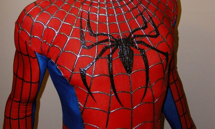 Kostumi “high-tech” i “Njeriut Merimangë”