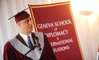 Hashim Thaçi paralajmëron libër autobiografik