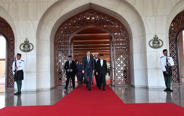 Hoxhaj vizitoi Brunein, thotë se Kosova po forcon lidhjet me Azinë