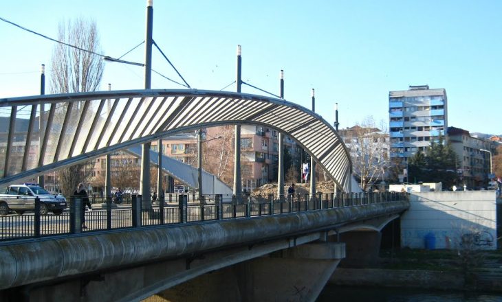 Nesër do të duhej të hapej ura në Mitrovicë