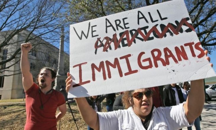 “Dita pa emigrantët”, protestë kundër Donald Trump