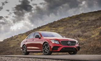 2017 Mercedes AMG E43 shfaqet në rrugë