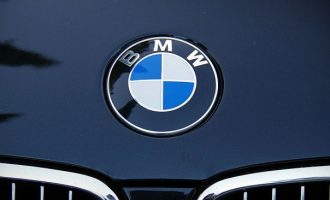 BMW do të tërheqë mbi 41 mijë automjete në Kinë