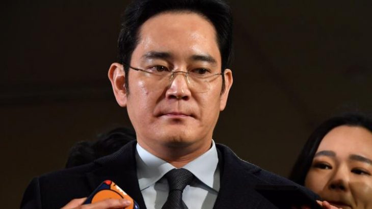  Lideri i Samsung thirret përsëri në prokurori