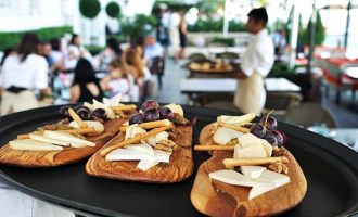 Vitin e kaluar turistët në Turqi shpenzuan 5.1 miliardë dollarë për ushqime