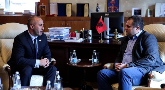Ahmeti: Haradinaj po mbahet në Francë për shkak të demarkacionit