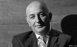 Vallëzimi i Gruevskit mbi vullkan