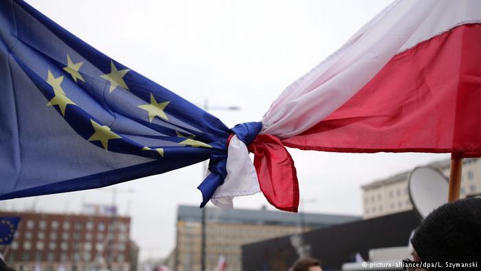Vazhdon mosmarrëveshja Poloni-BE