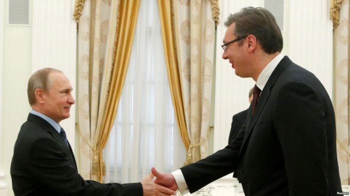 Vuçiqi takohet me Putinin disa ditë para zgjedhjeve në Serbi