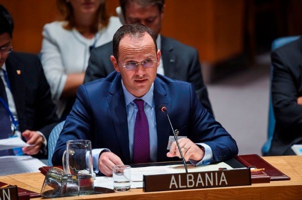 Ministri i Jashtëm shqiptar: Moska kërkon të ndalë integrimin e Ballkanit