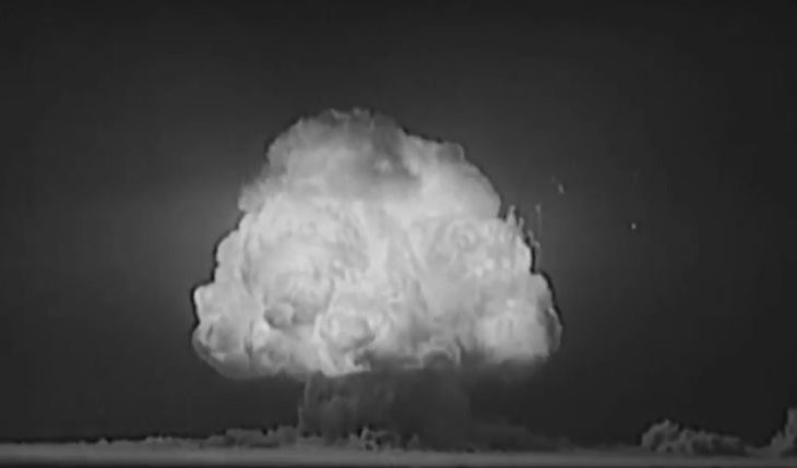 Qeveria e SHBA-së publikon video të testeve sekrete të armëve nukleare