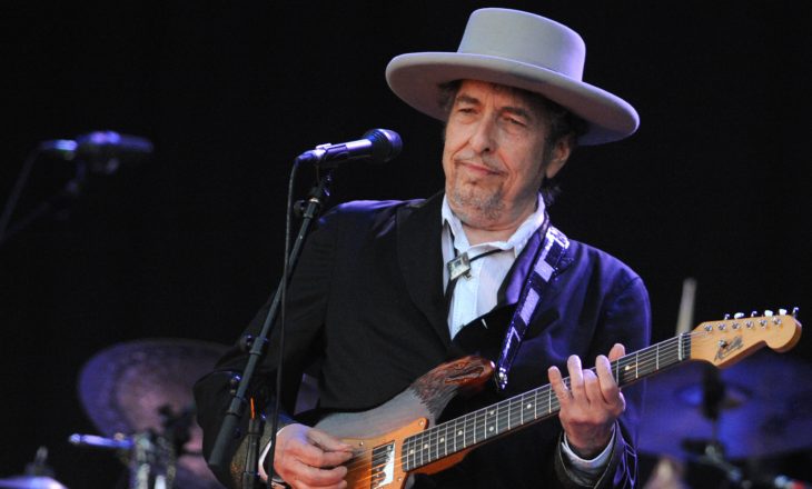 Bob Dylan e pranon Çmimit Nobel gjatë fundjavës