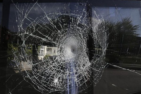 Pronari i autobusit që u sulmua në Serbi: S’është rasti i parë që po sulmohemi