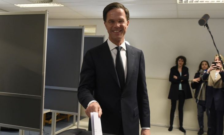 Kryeministri holandez mposht kandidatin anti-islamik