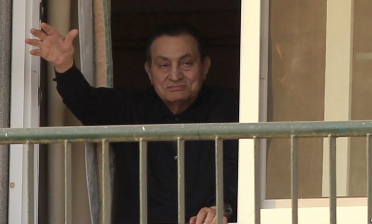 Lirohet ish-presidenti i Egjiptit Hosni Mubarak
