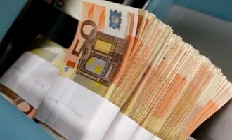 Bankave u kërkohet t’i ulin kamatat e t’i ndihmojnë bizneset