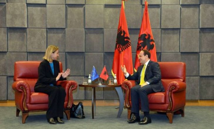 Tirana zyrtare ndërron qëndrim rreth krizës në Maqedoni