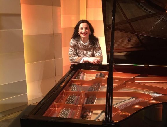 Pianistja Lule Elezi incizon CD ndërkombëtare në Mozart Haus të Vjenës