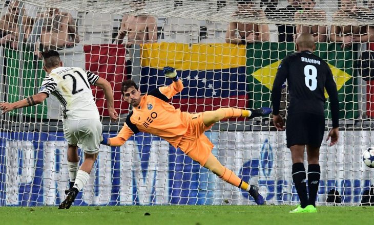Juventusit i mjafton një gol nga penalltia, mposht Porton [video]