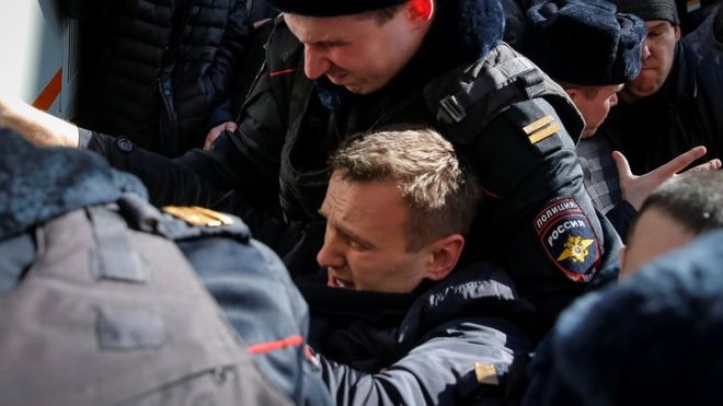 Alexei Navalny, udhëheqësi i opozitës ruse arrestohet në Moskë