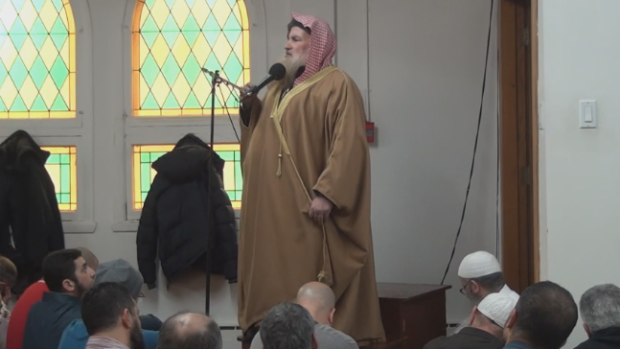 Imami thërret për vrasjen e çifutëve në një xhami në Kanada
