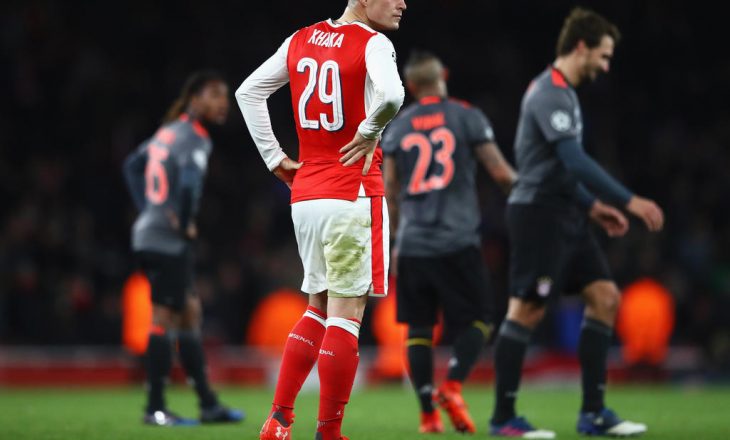 Xhaka dhe tre lojtarë të Arsenalit në formacionin e “dështakëve” të javës