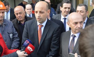 Me dokument të rrejshëm ndjek rrugën akademike