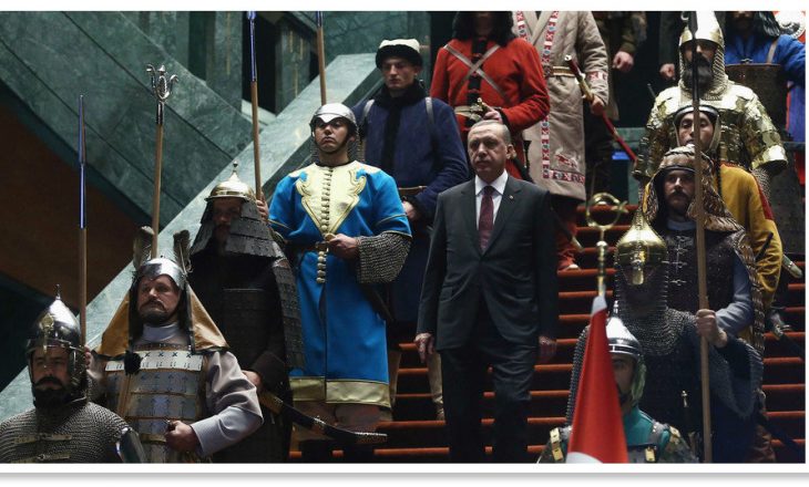 Rrugëtimi i Erdoganit në fronin e “Sulltanit të ri” të Turqisë filloi duke shitur limonada