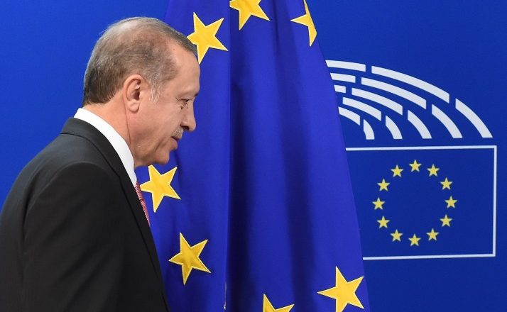 BE: Referendumi do të çojë në pezullimin negociatave me Turqinë