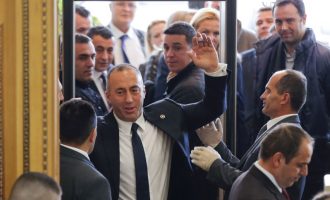Teksa kosovarët presin demarkacionin, Haradinaj nuk do të ketë nevojë për vizë