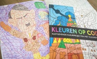 Libri i ngjyrosjes  me portret të Hitlerit largohet nga shitja  