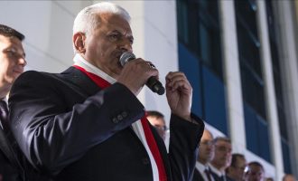 Kryeministri turk i gëzohet zhdukjes së postit të tij