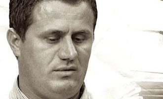 Tregimi i autorit Adil Ollurit botohet në ‘Tra la mondo’ [FOTO]