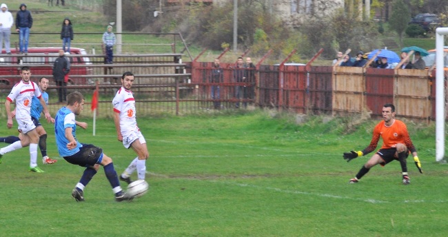 Prishtina fiton dhe i afrohet kreut