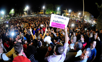Protestat që mund t’ia prishin strategjitë ish-shahistit që u bë president