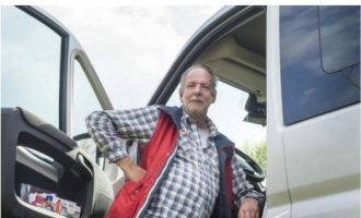 Flet taksisti që deklaroi se nuk merr pasagjerë nga Kosova, thotë se u keqkuptua